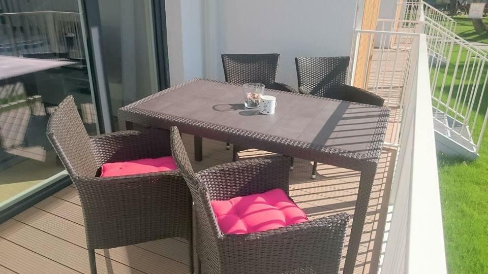 Apartament 4 Seasons- Basen Wewnetrzny,Jacuzzi,Sauna,Silownia I Kulkoland W Cenie!!! Kolobrzeg Exterior photo